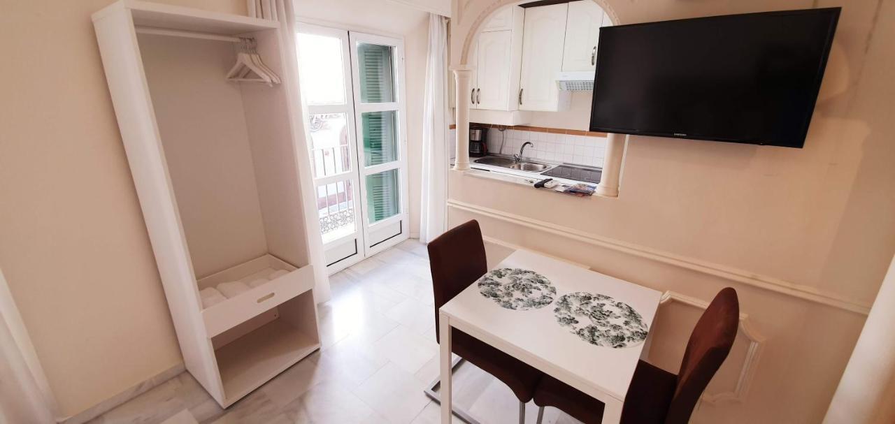 Fan Flat Carreteria Apartment มาลากา ภายนอก รูปภาพ